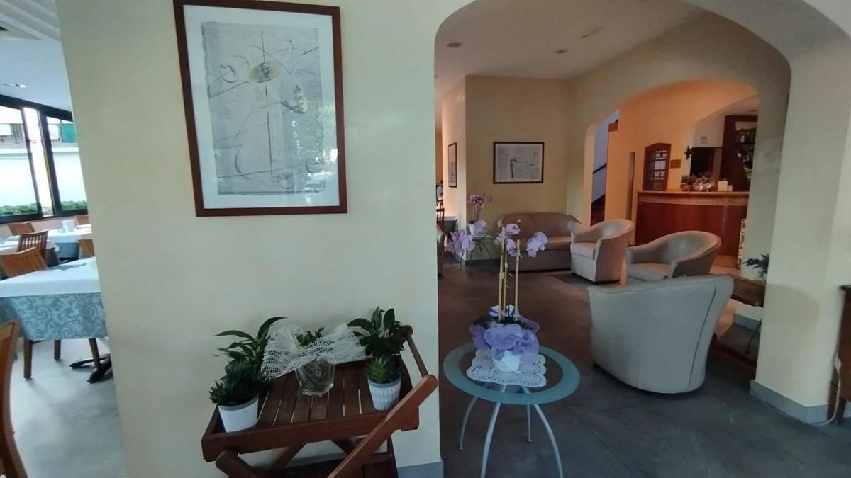 Hotel Pigalle ريتشيوني المظهر الخارجي الصورة